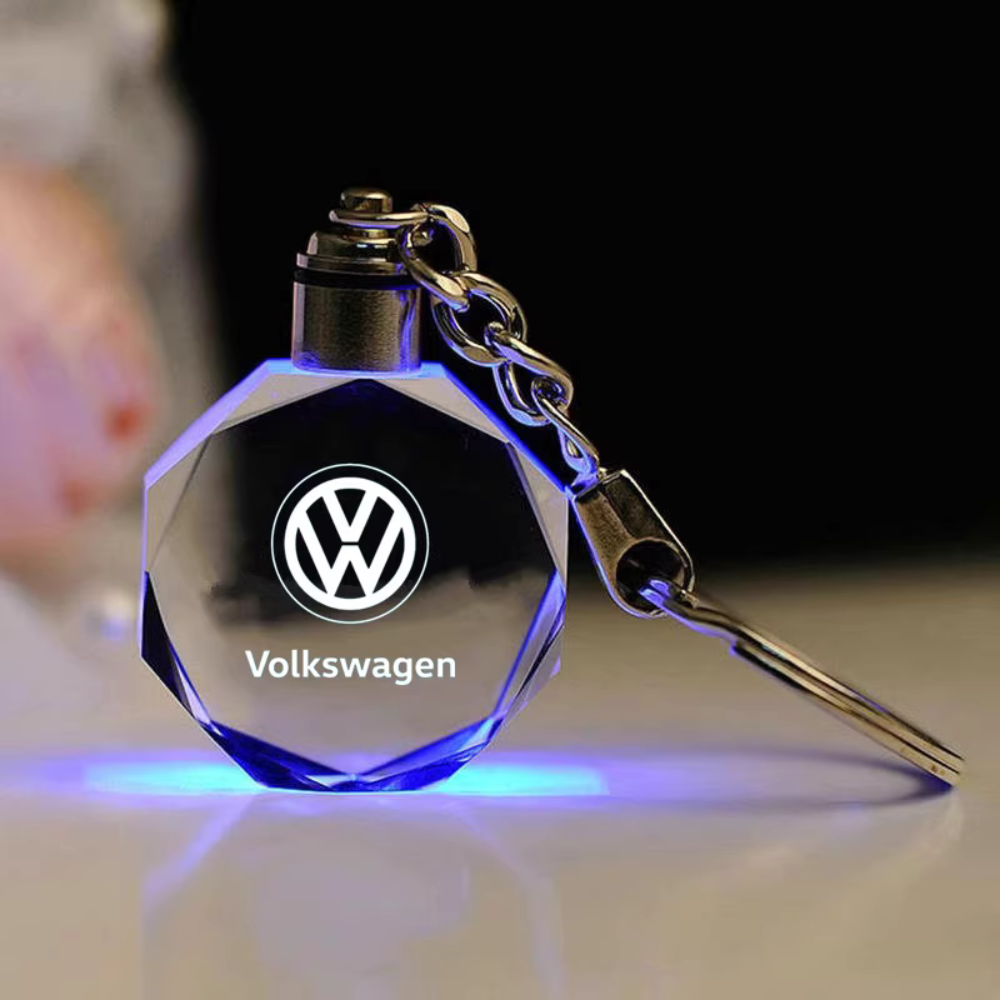 Chaveiro com logotipo automotivo em 3D em cristal